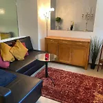 Cozy, Central And Quiet 50 Square Meters Apartment